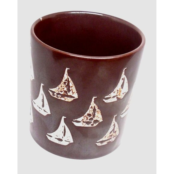 Vintage Brown Ceramic Coffee Tea Mug White Sailboat Pattern Hand Decorated Rare - Picture 2 of 4